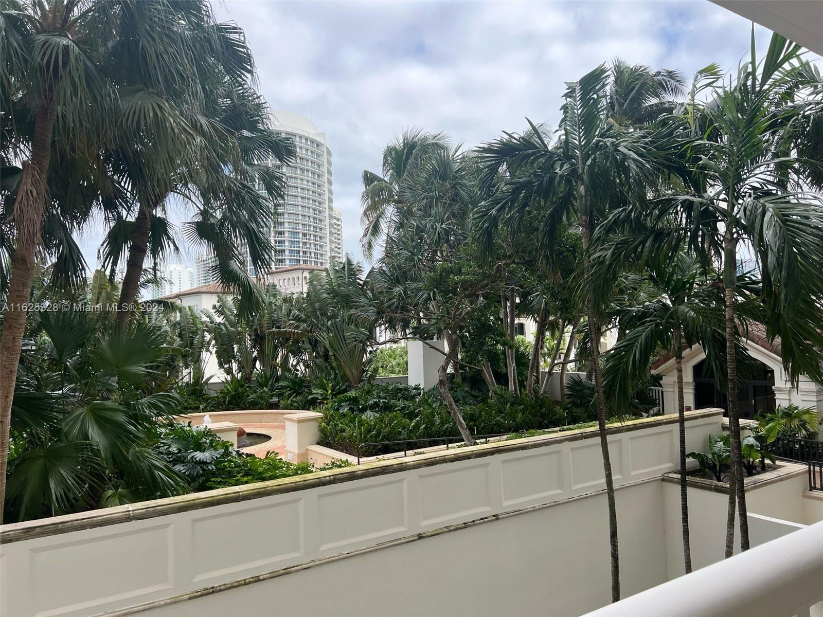 2000 ISL BLVD WILLIAMS IS - Residential