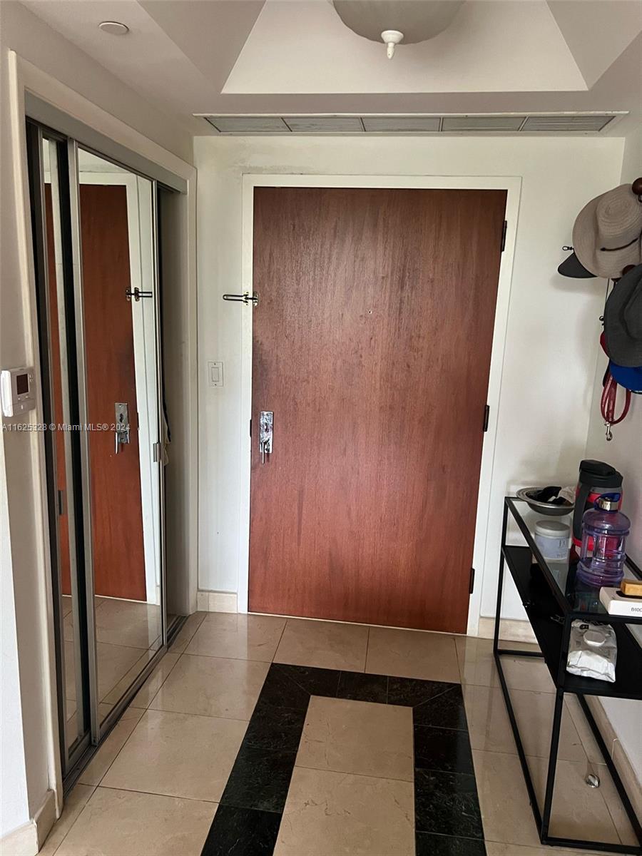 2000 ISL BLVD WILLIAMS IS - Residential