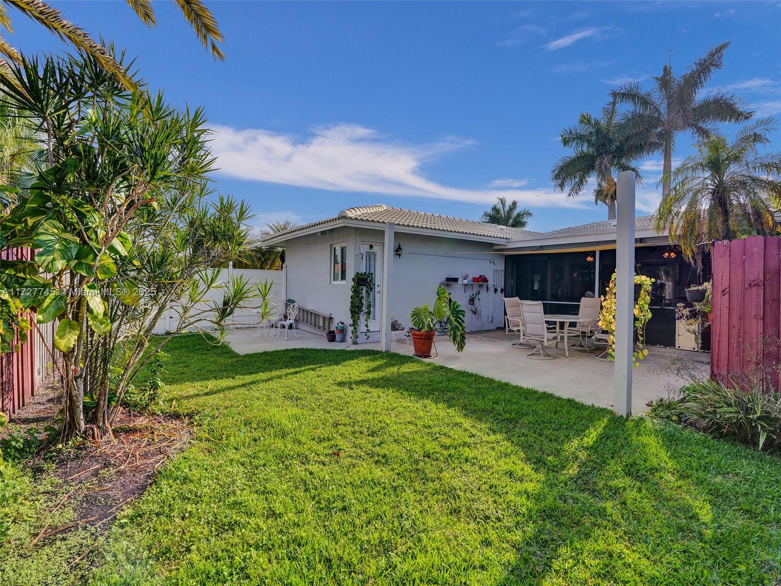 BONAVENTURE LAKES - Residential