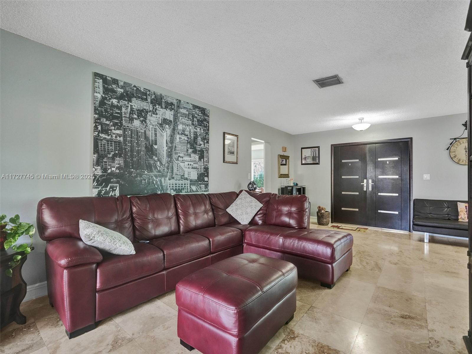 BONAVENTURE LAKES - Residential