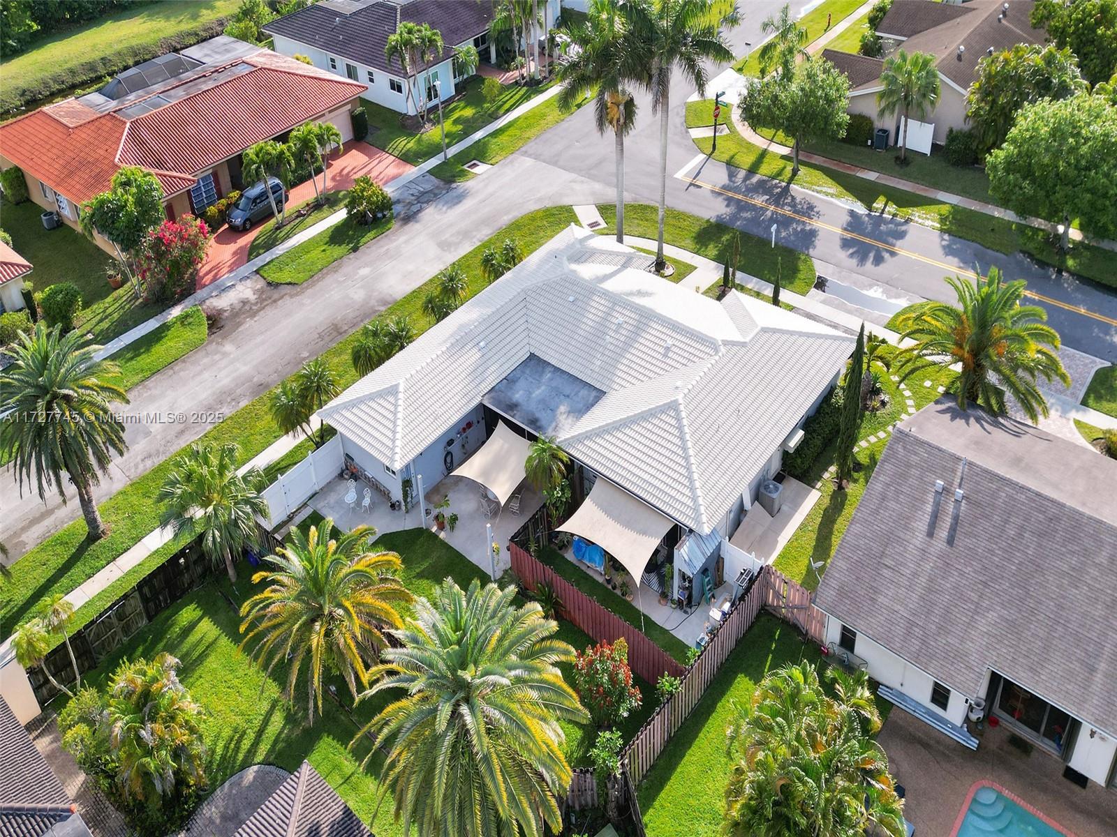 BONAVENTURE LAKES - Residential