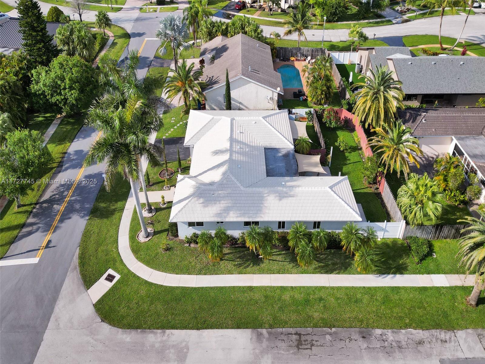 BONAVENTURE LAKES - Residential