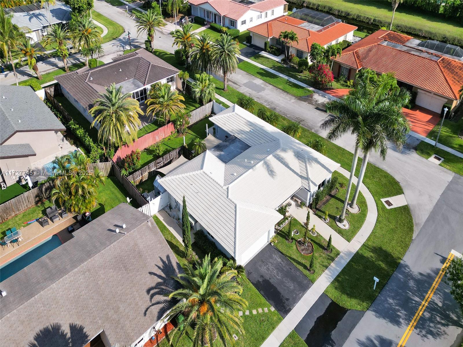BONAVENTURE LAKES - Residential
