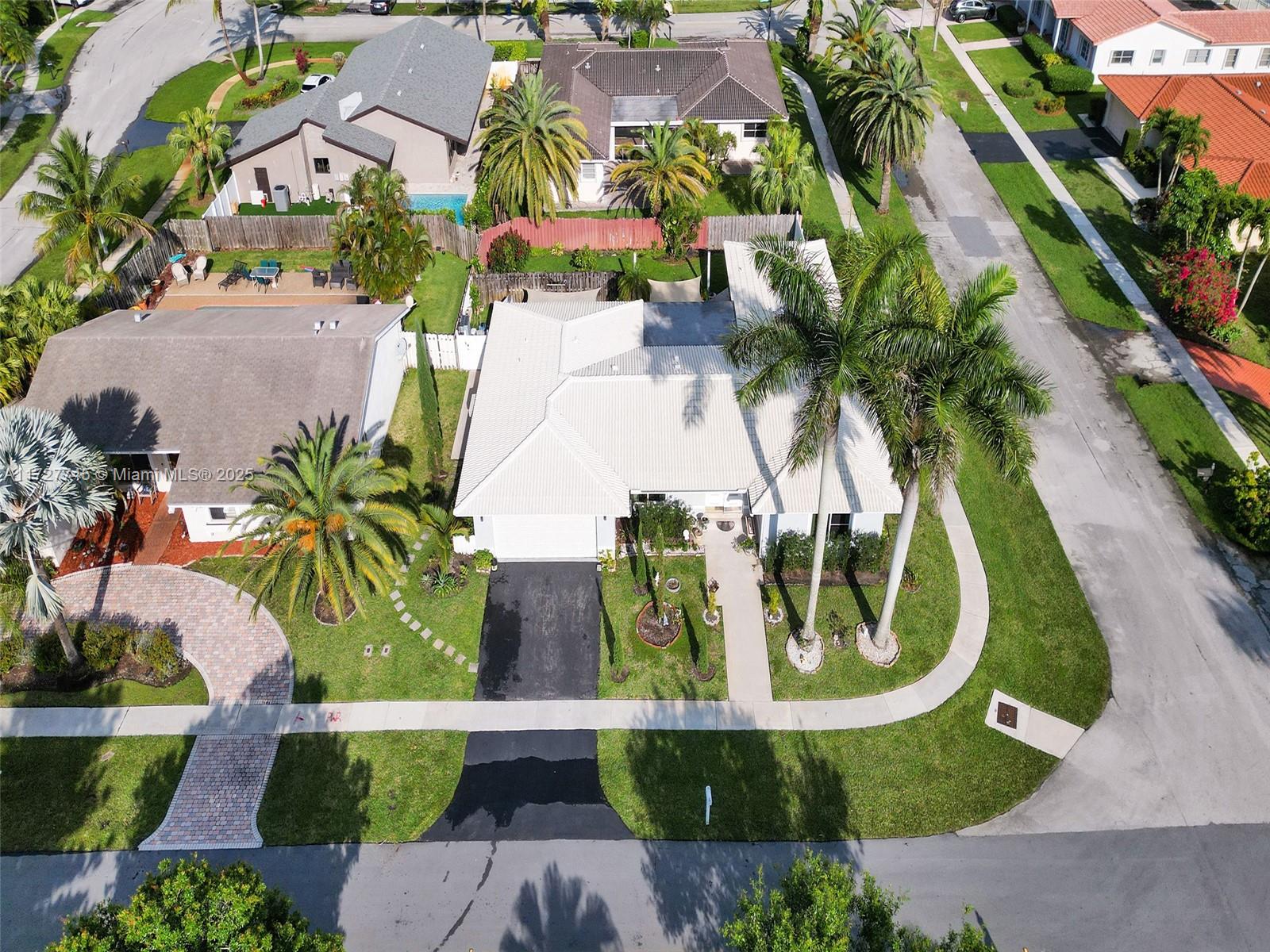 BONAVENTURE LAKES - Residential
