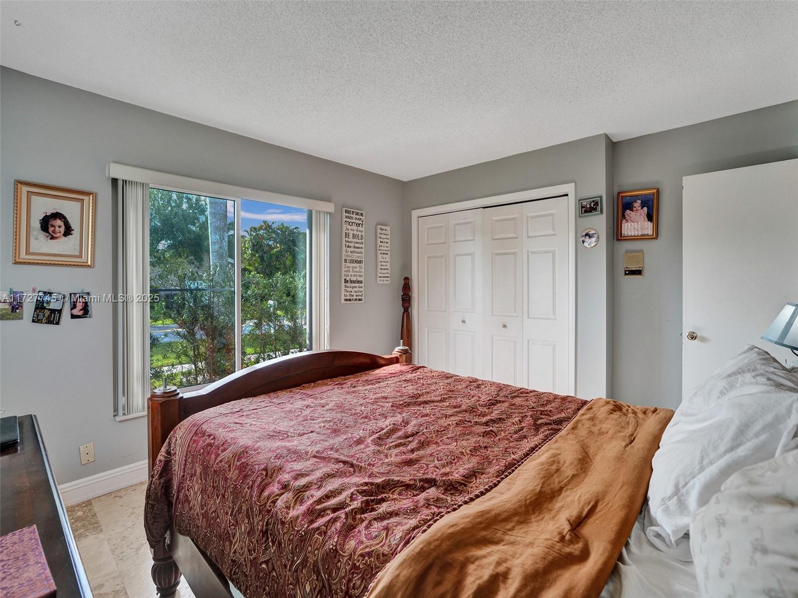 BONAVENTURE LAKES - Residential