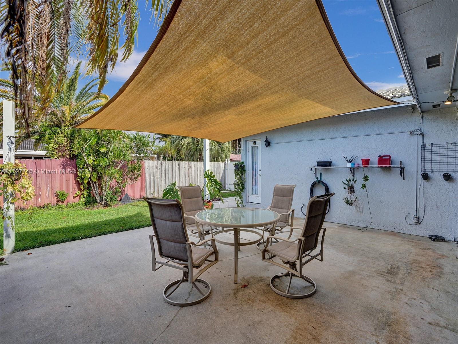 BONAVENTURE LAKES - Residential