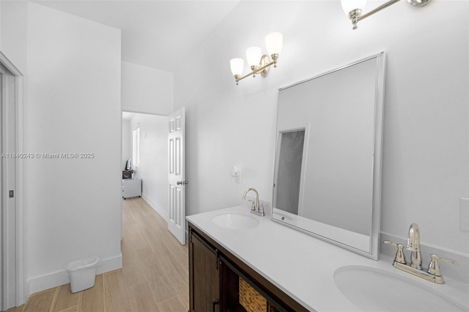 CUTTHROAT HARBOR ESTS - Residential