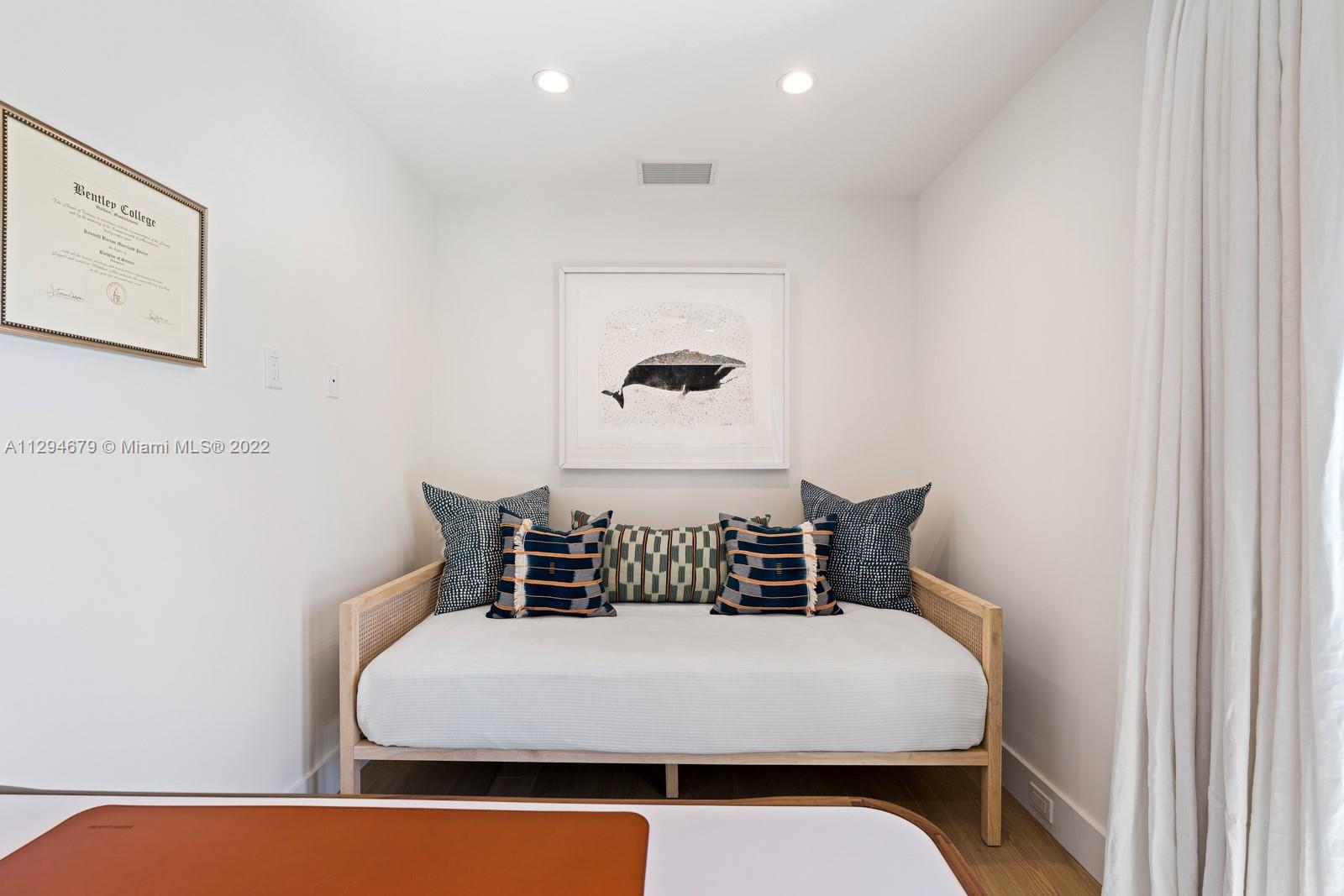 BUNGALOW PARK ADD - Residential