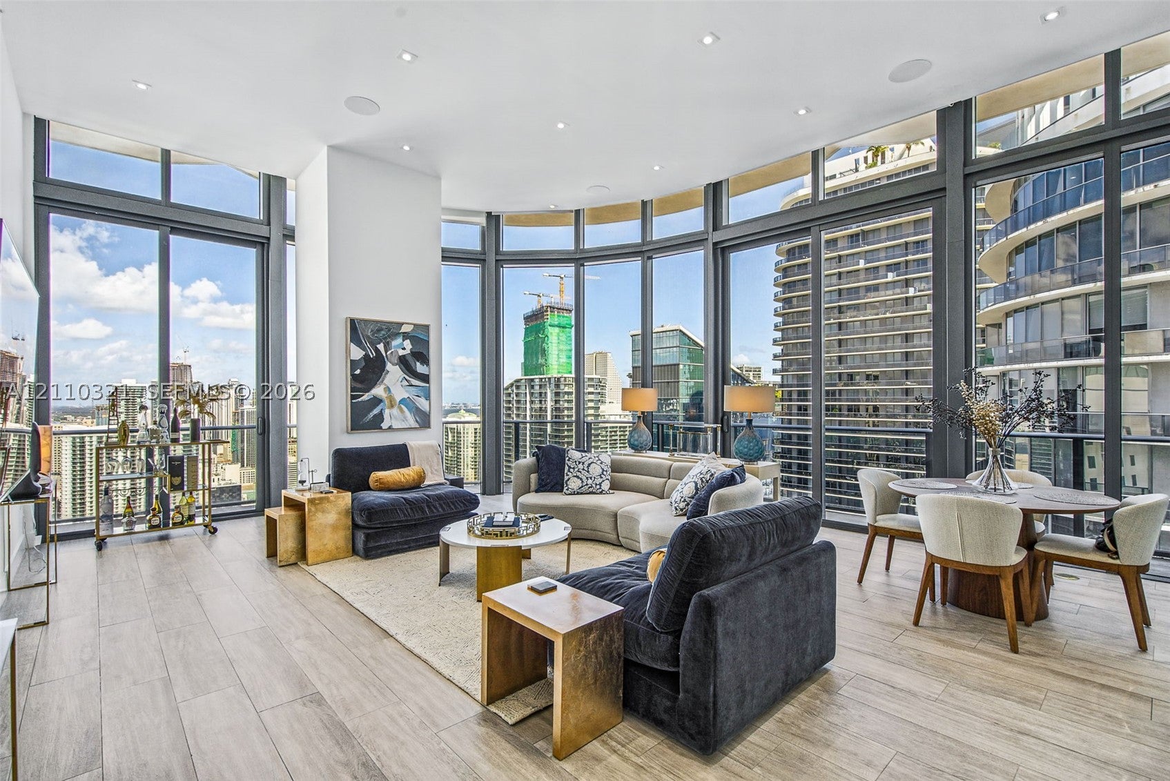 55 SW 9th St PH4601