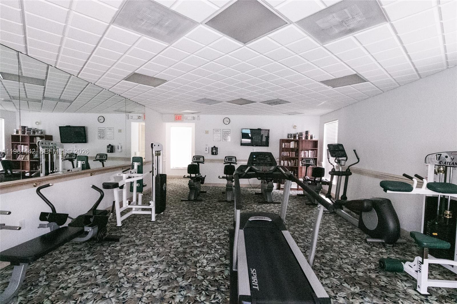 SOUTHAMPTON CONDOMINIUM F - Residential