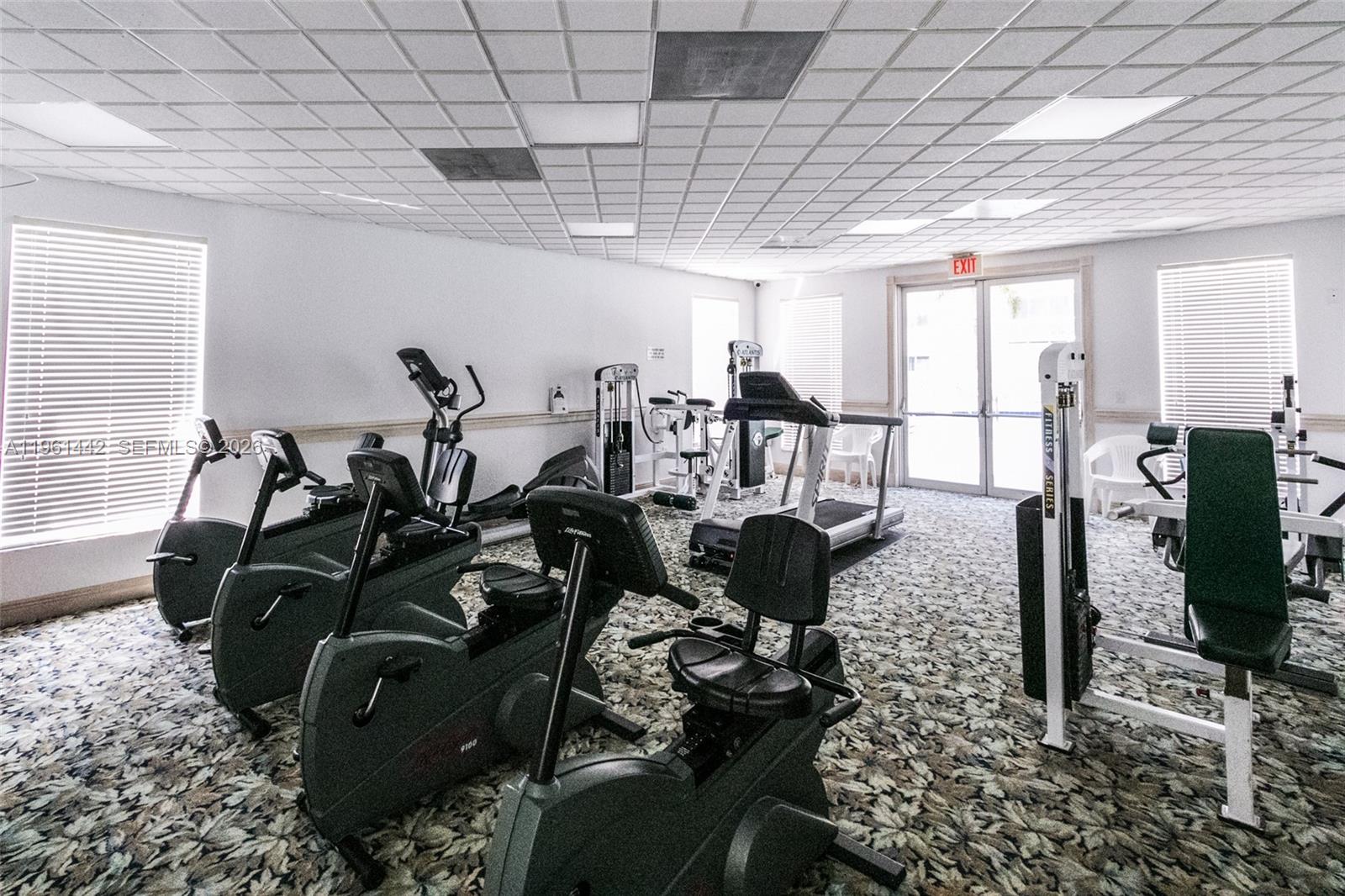 SOUTHAMPTON CONDOMINIUM F - Residential