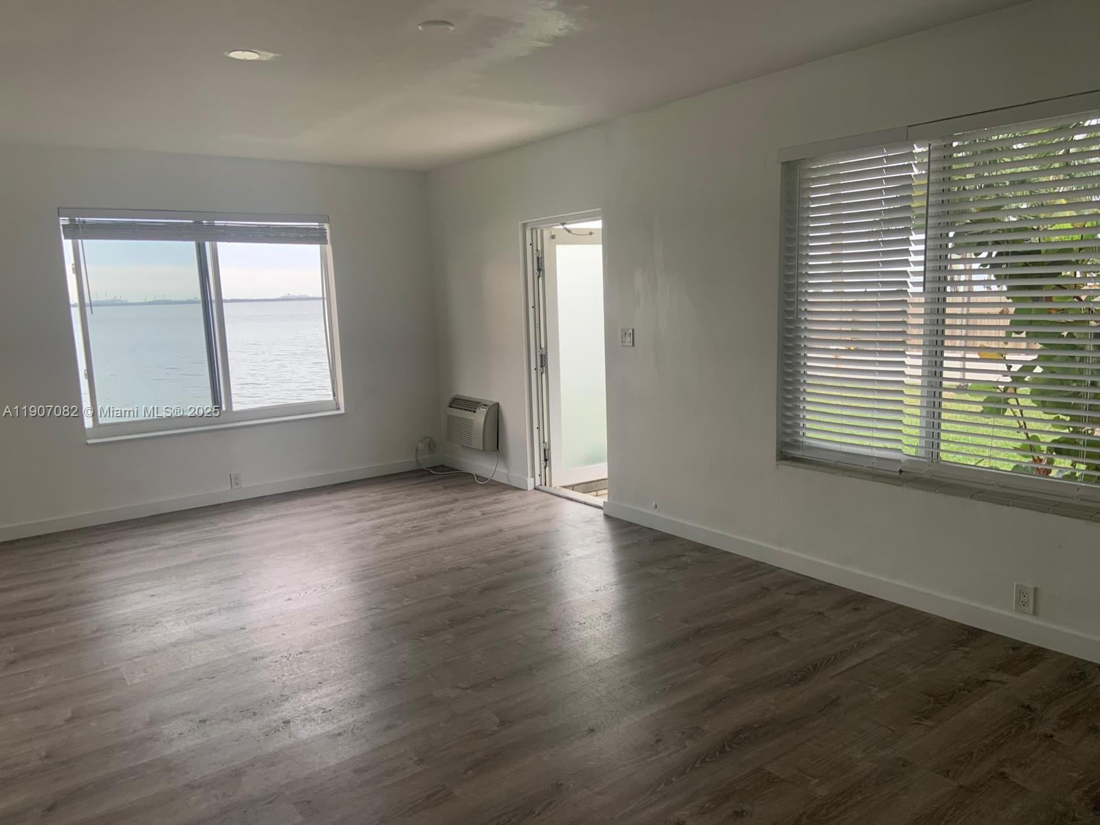 TREASURE IS 1ST ADDN PORT - Residential Lease