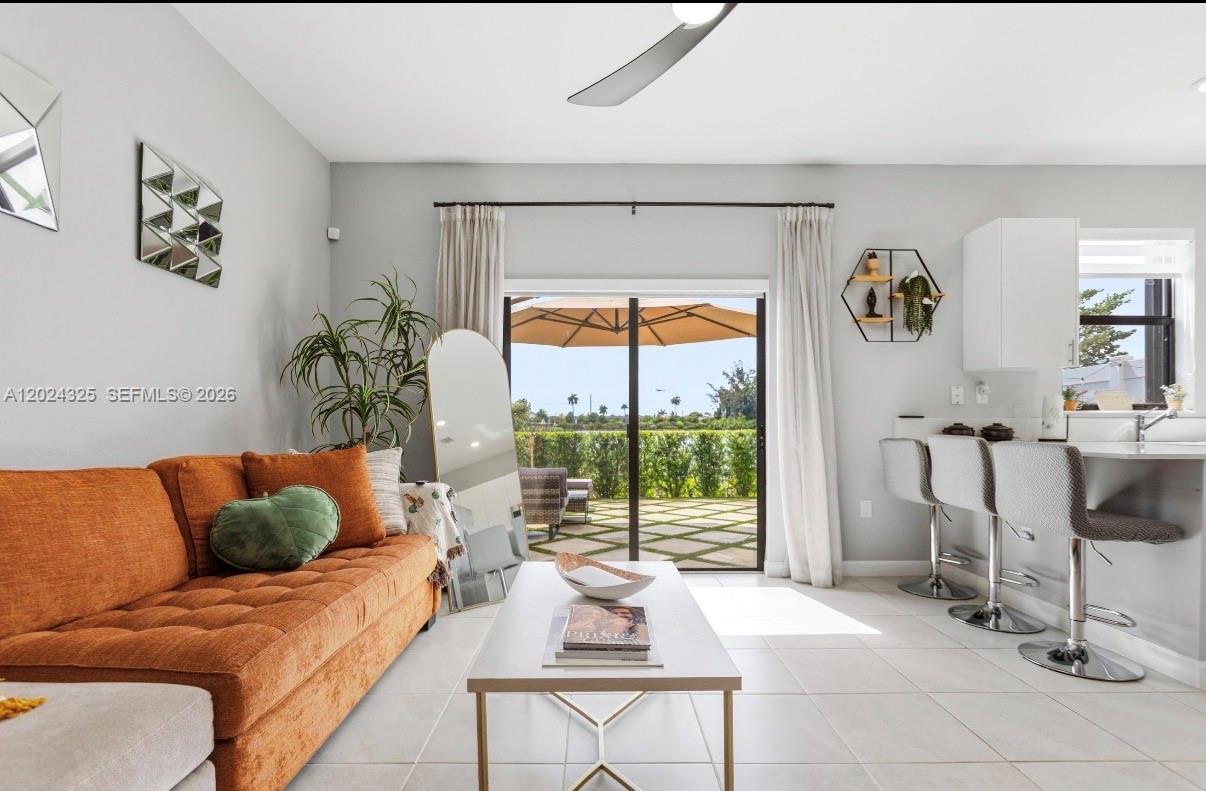 VISTA LAGO - Residential Lease