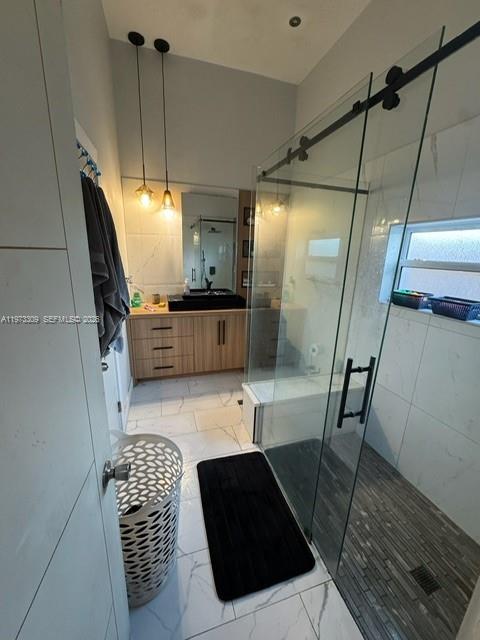 TURTLE BAY - Residential