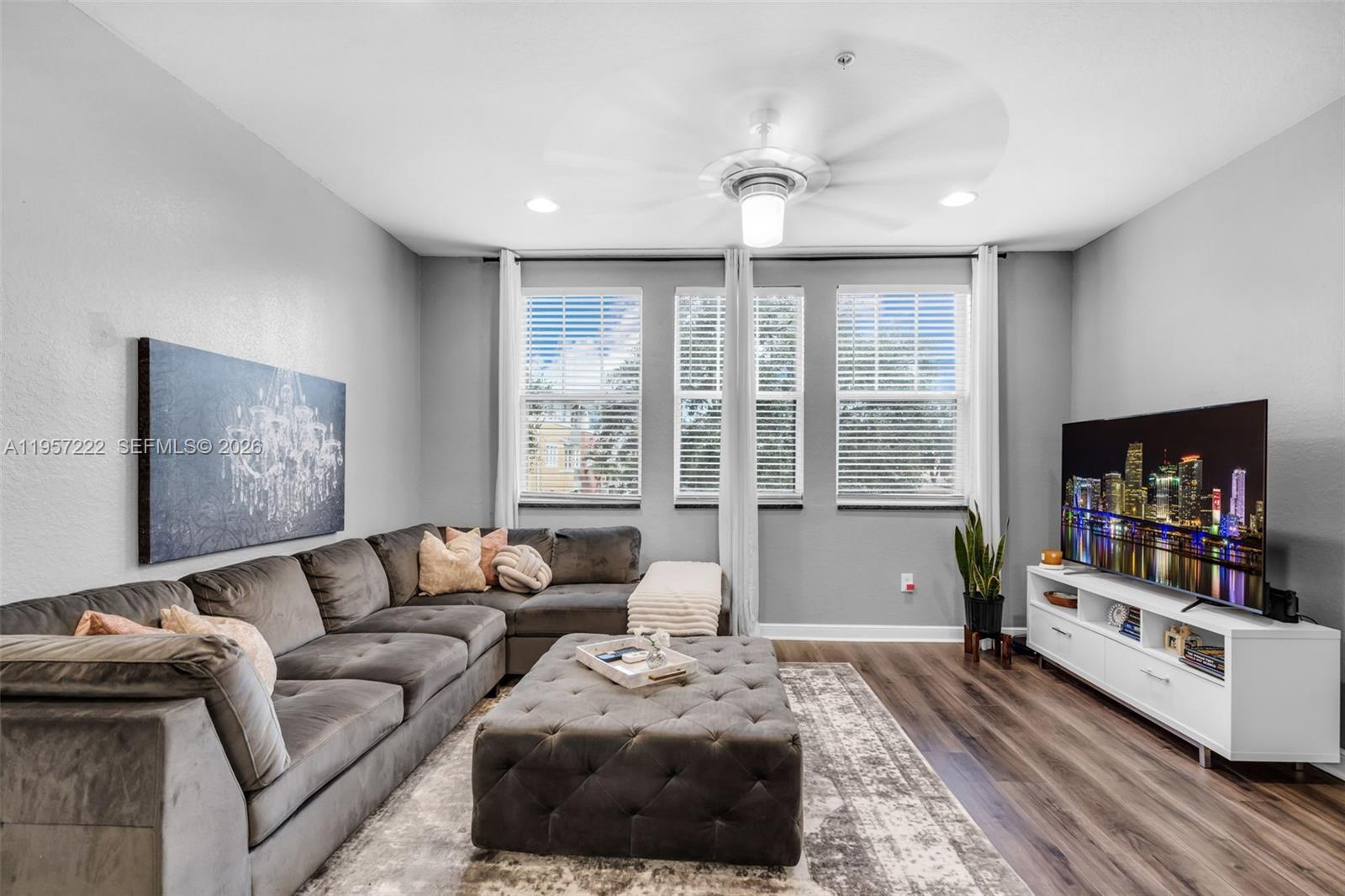 CITYSIDE CONDO - Residential