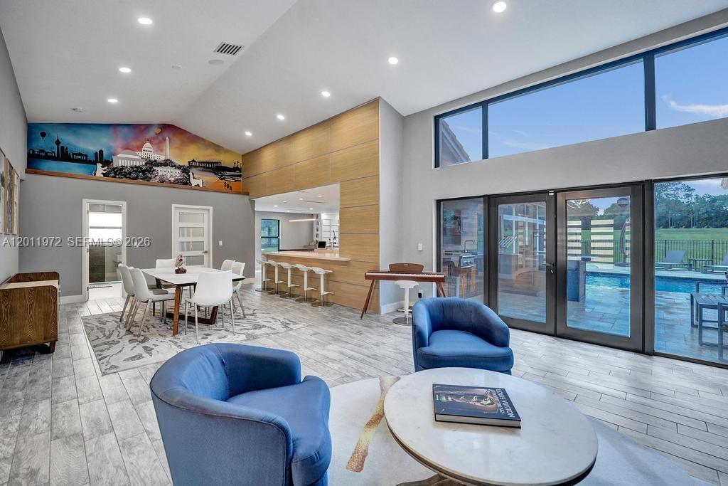 FOREST RIDGE - Residential
