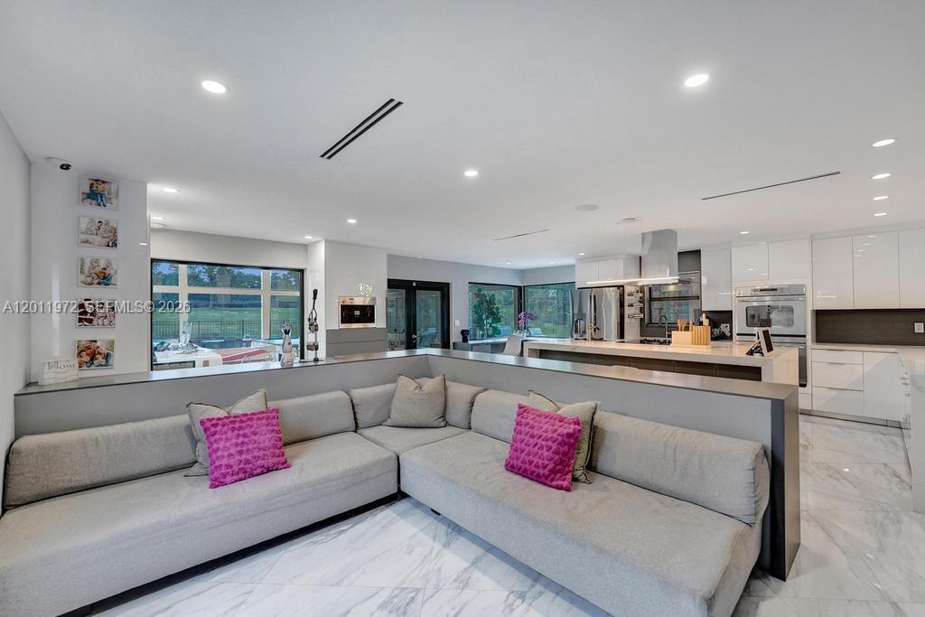 FOREST RIDGE - Residential