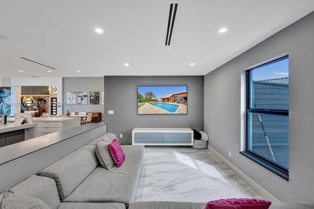 FOREST RIDGE - Residential