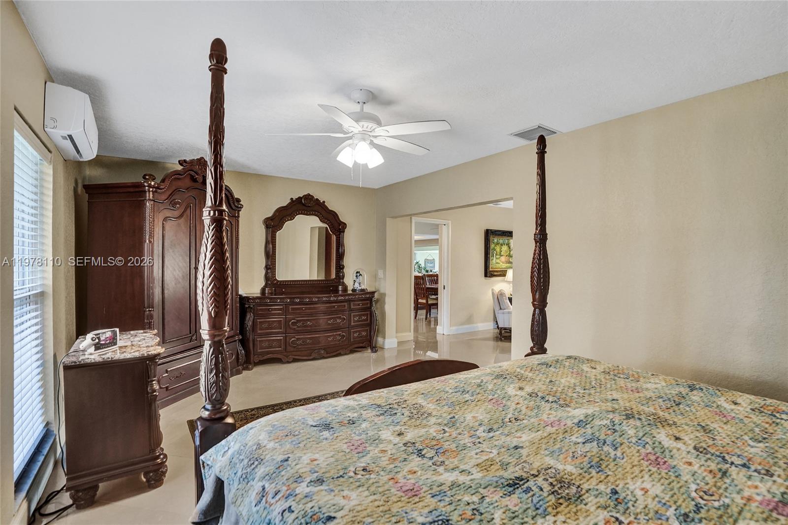 CORAL SPRINGS COUNTRY CLU - Residential