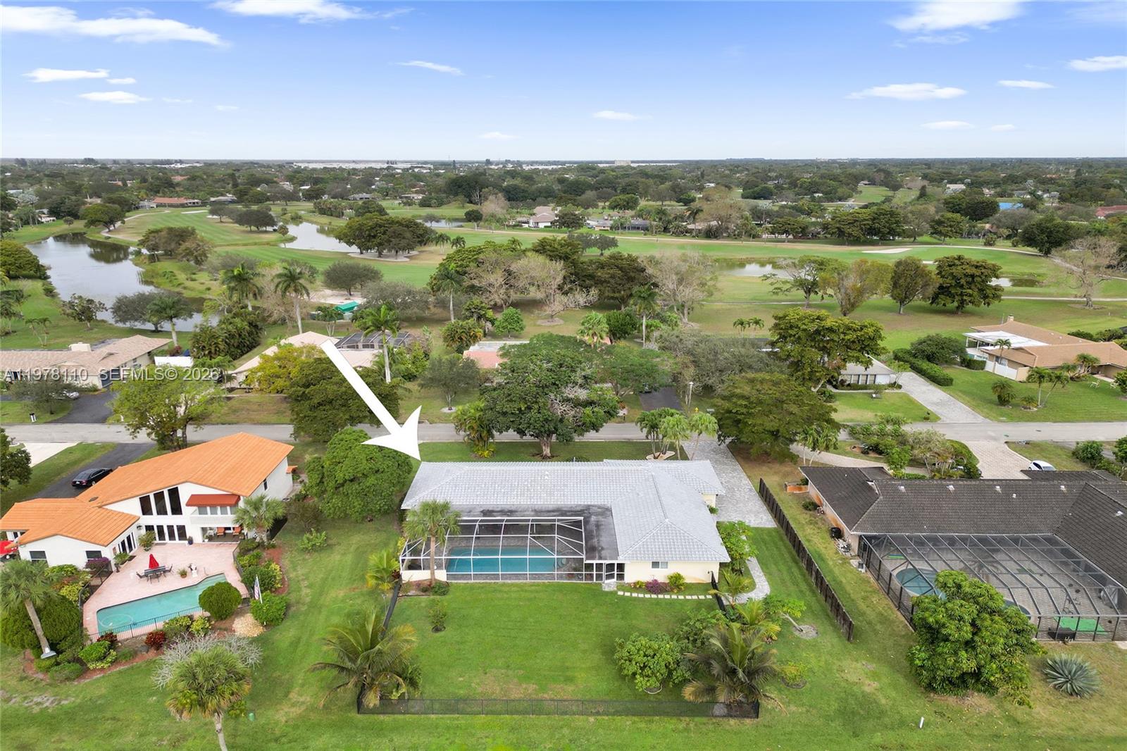 CORAL SPRINGS COUNTRY CLU - Residential