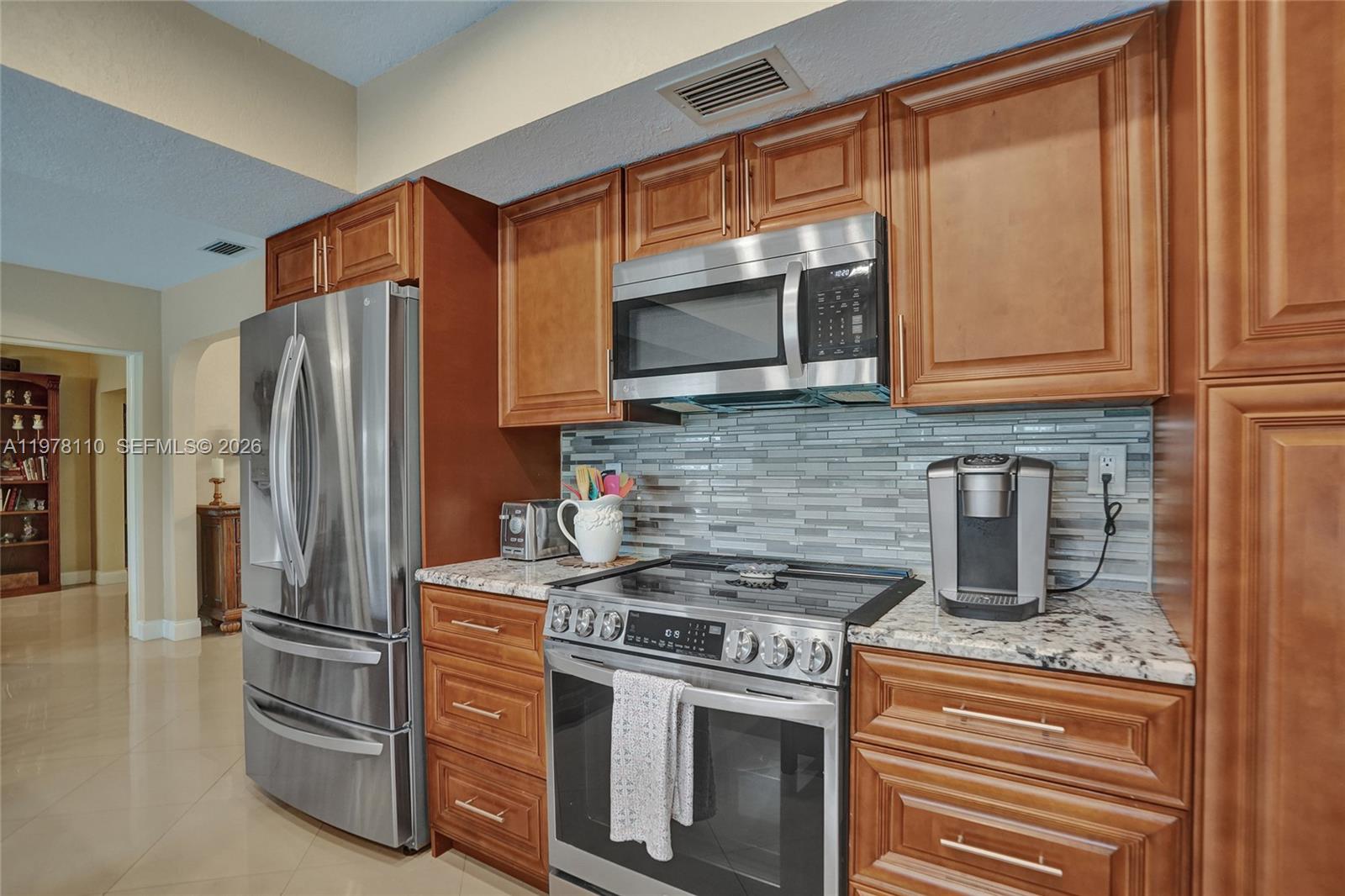 CORAL SPRINGS COUNTRY CLU - Residential