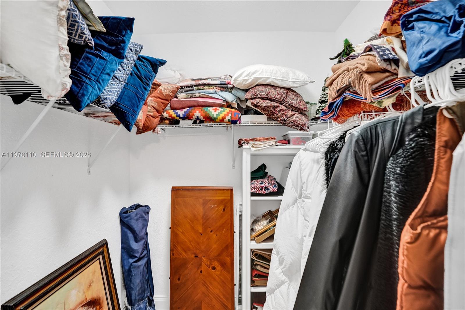 CORAL SPRINGS COUNTRY CLU - Residential