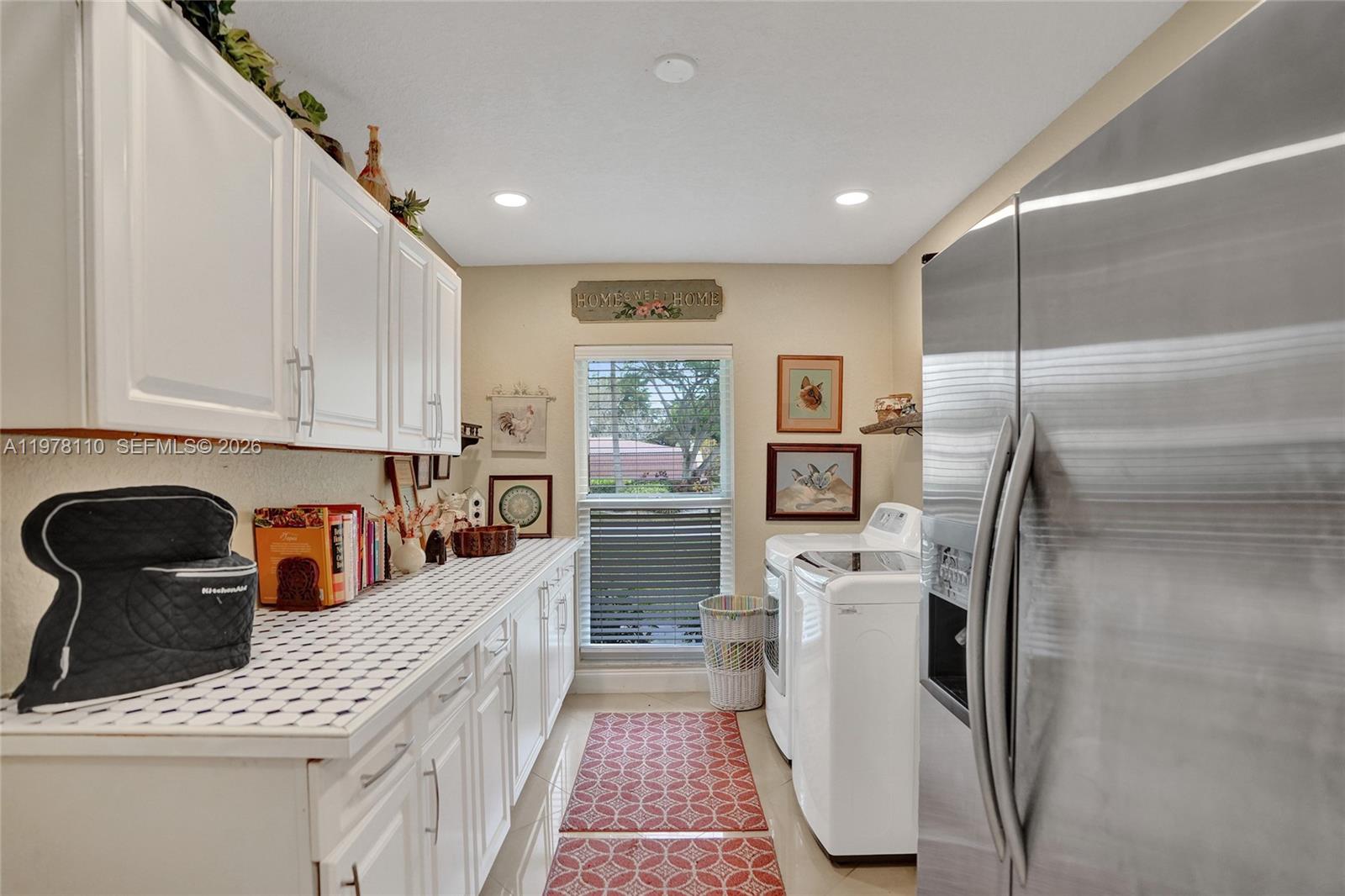 CORAL SPRINGS COUNTRY CLU - Residential