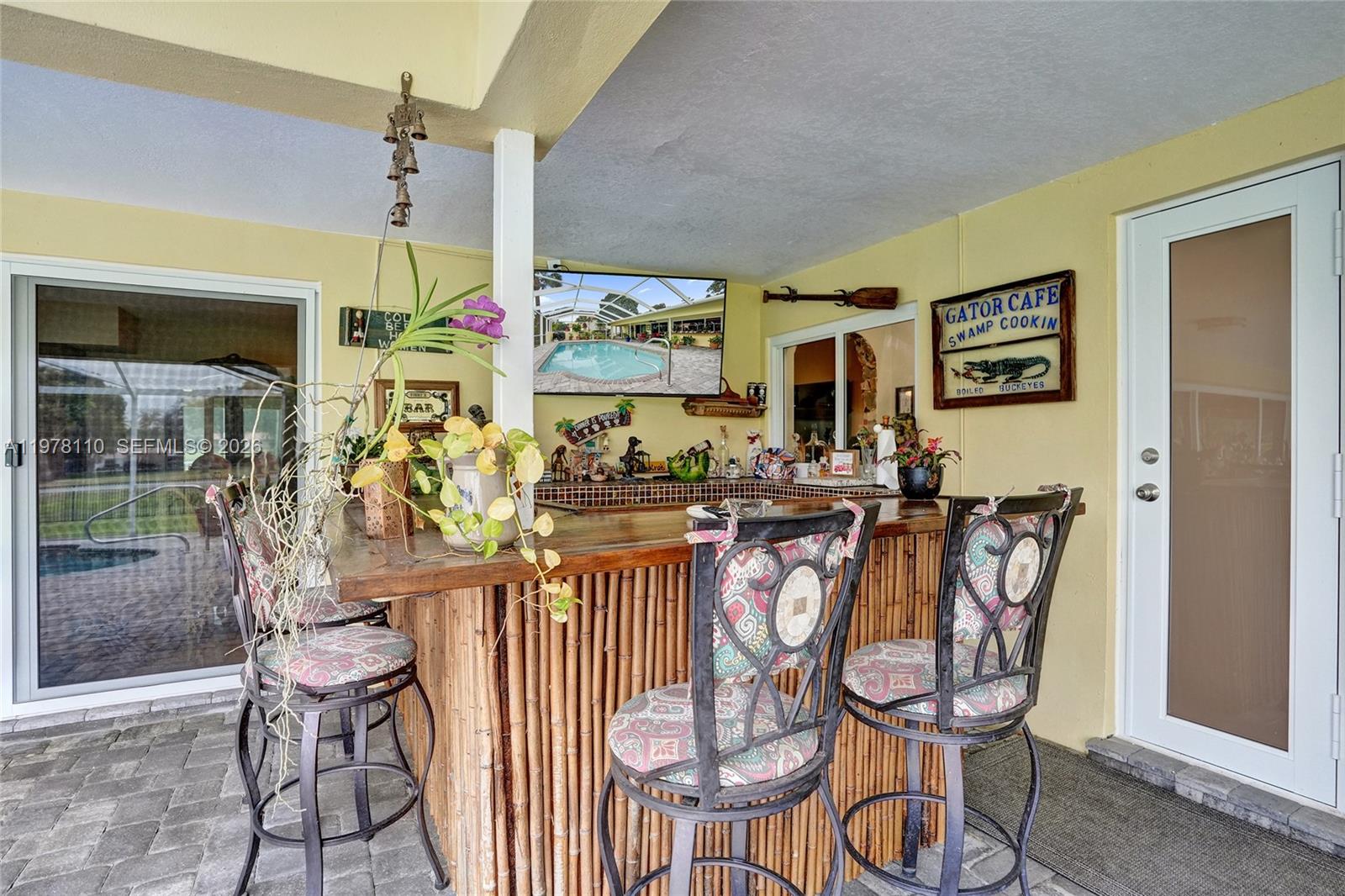 CORAL SPRINGS COUNTRY CLU - Residential