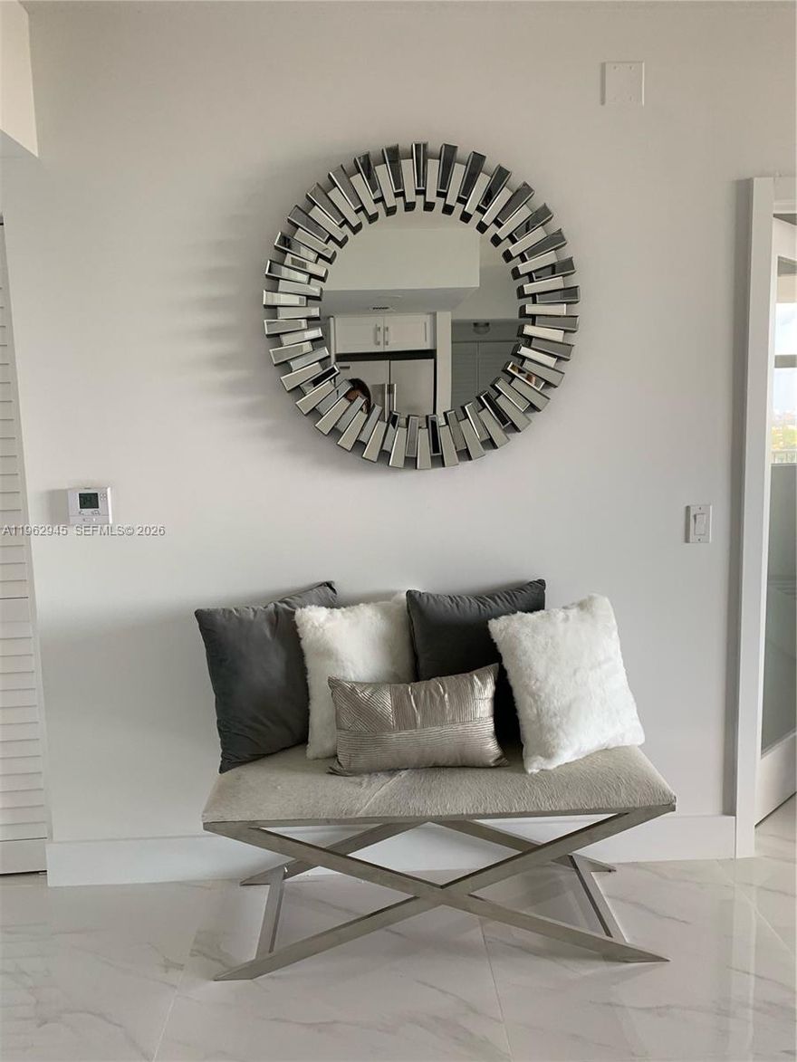 ALL REMODELED UNIT. 2 BEDROOMS AND 2 BATHS CENTRALLY LOCATED. BEAUTIFUL CITY VIEW. EASY TO SHOW.