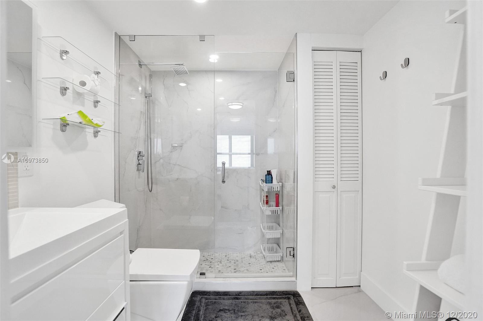 GROVE ISLE CONDO - Residential