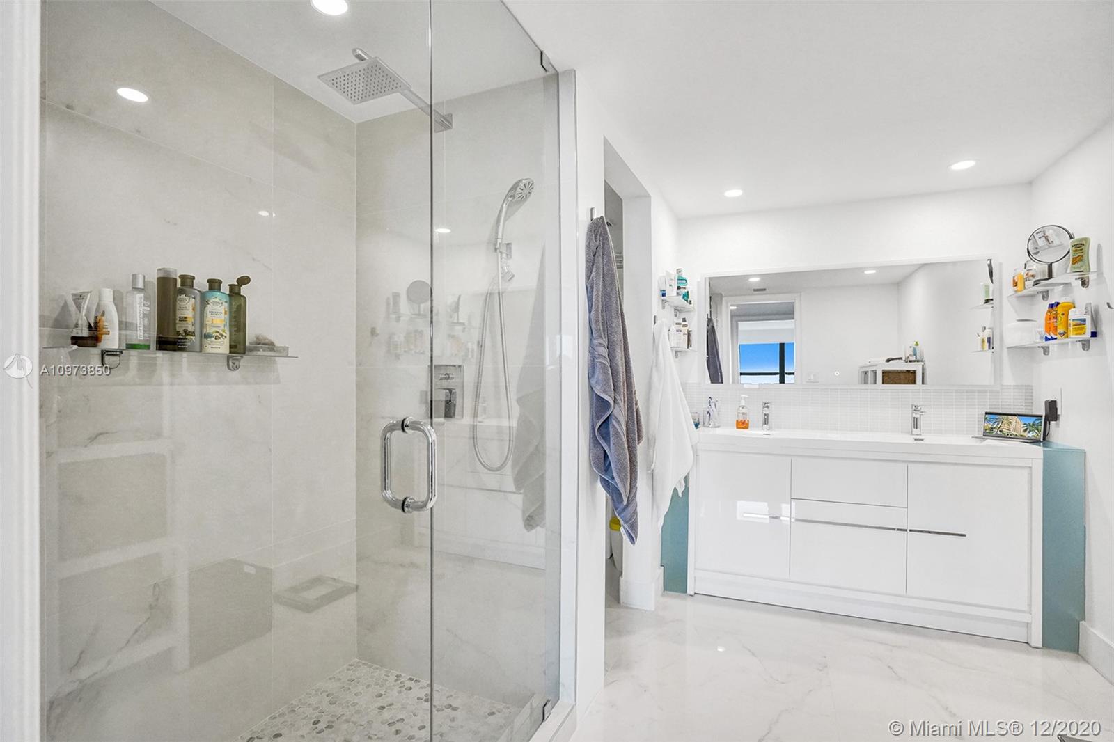 GROVE ISLE CONDO - Residential