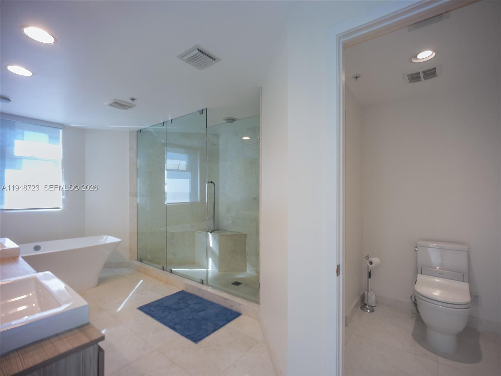 MARINA PALMS RESIDENCES N - Residential