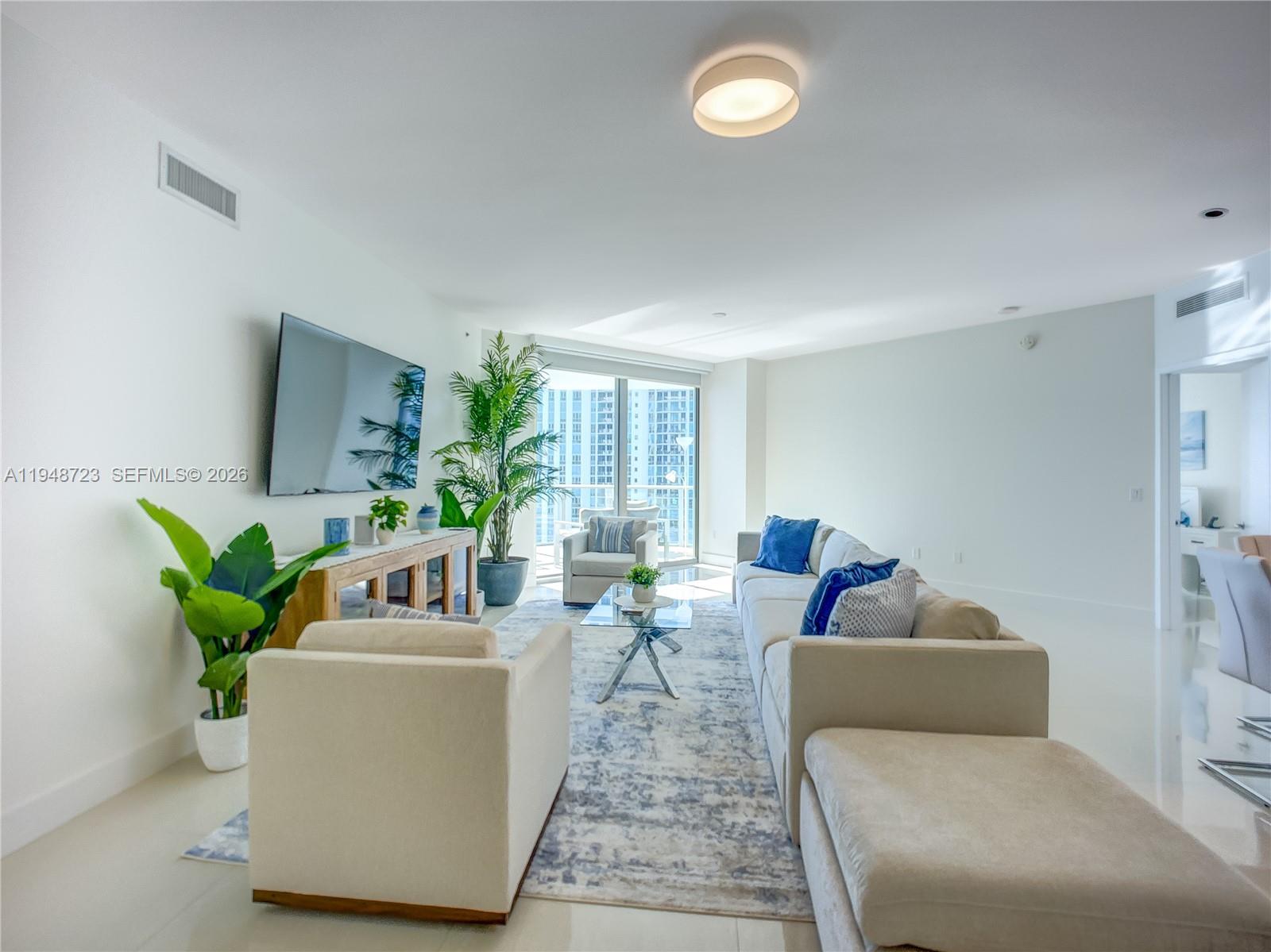 MARINA PALMS RESIDENCES N - Residential
