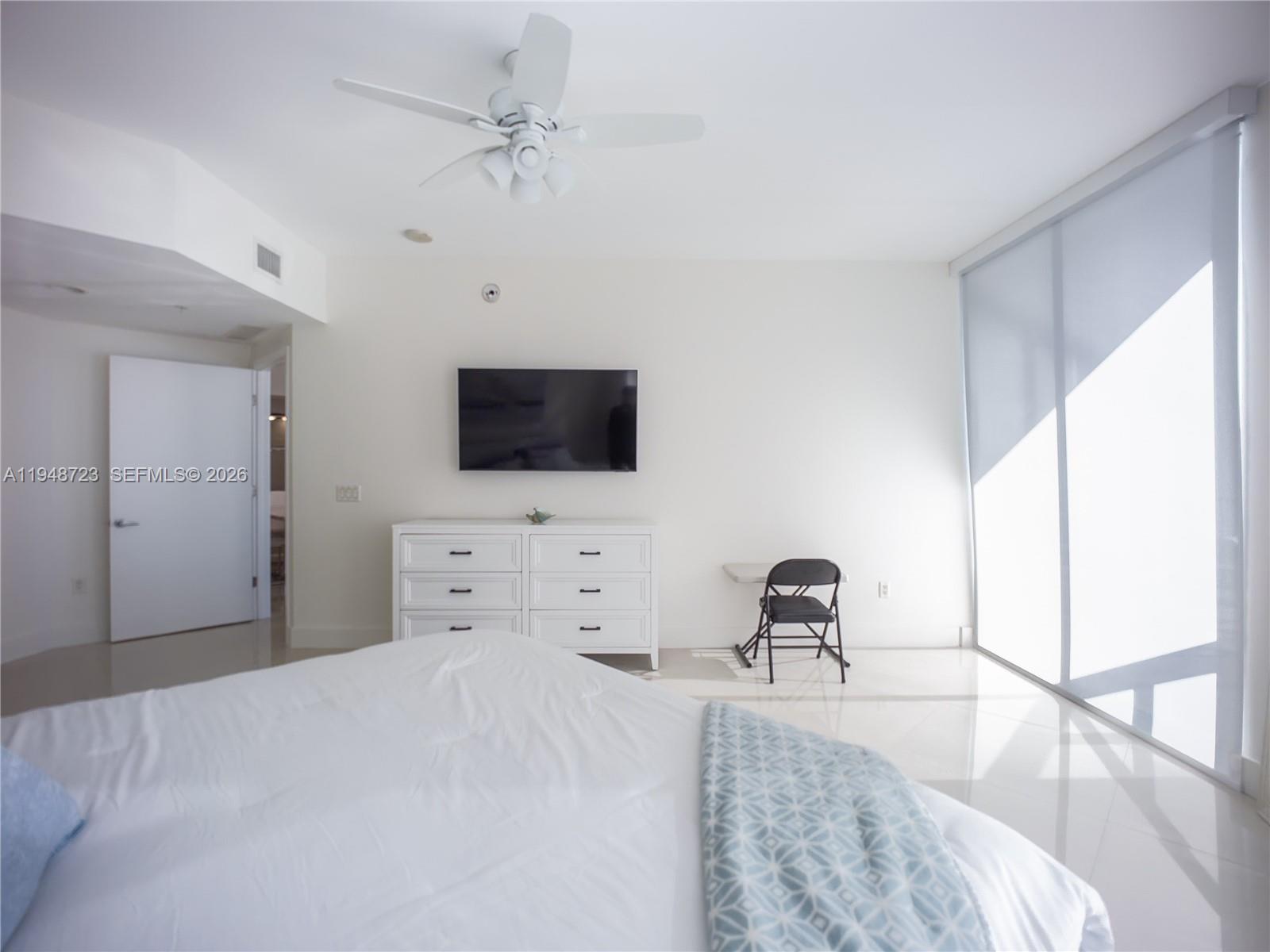 MARINA PALMS RESIDENCES N - Residential