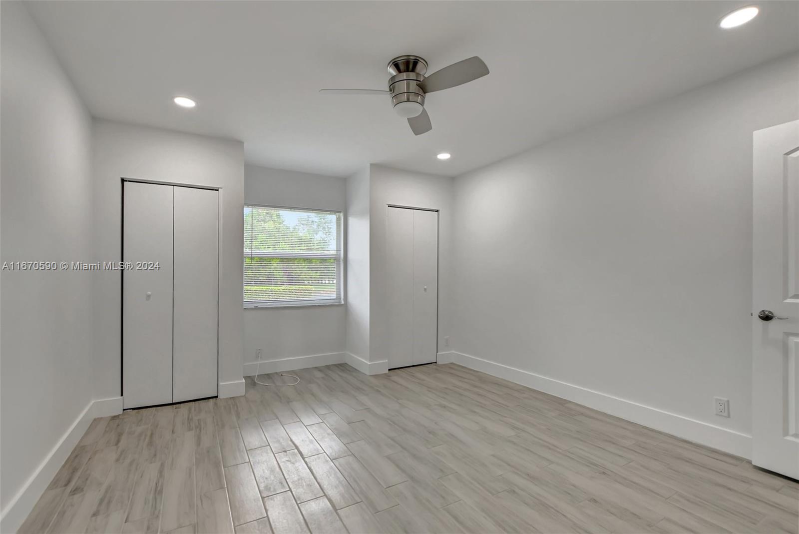 BOCA LAKES CONDO - Residential