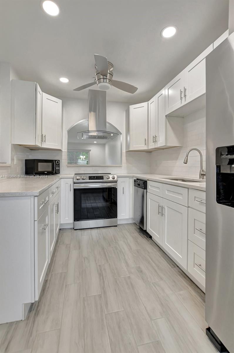 BOCA LAKES CONDO - Residential