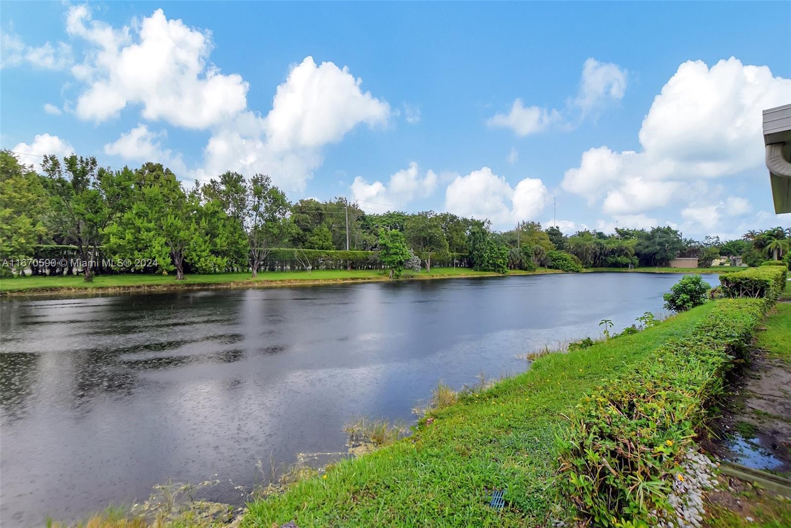 BOCA LAKES CONDO - Residential