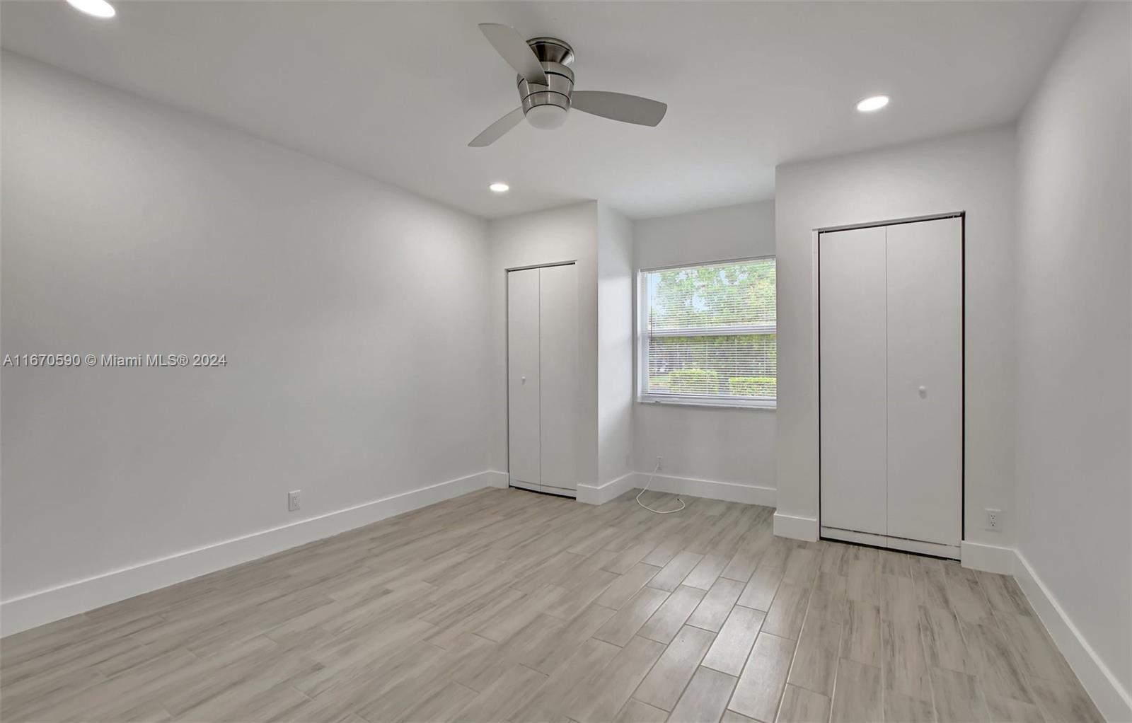 BOCA LAKES CONDO - Residential