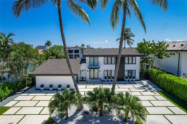 3322 NE 166TH ST, NORTH MIAMI BEACH, FL 33160 - Image 625fbfa994dac0d72f97e49fdd0daab7/3656864608