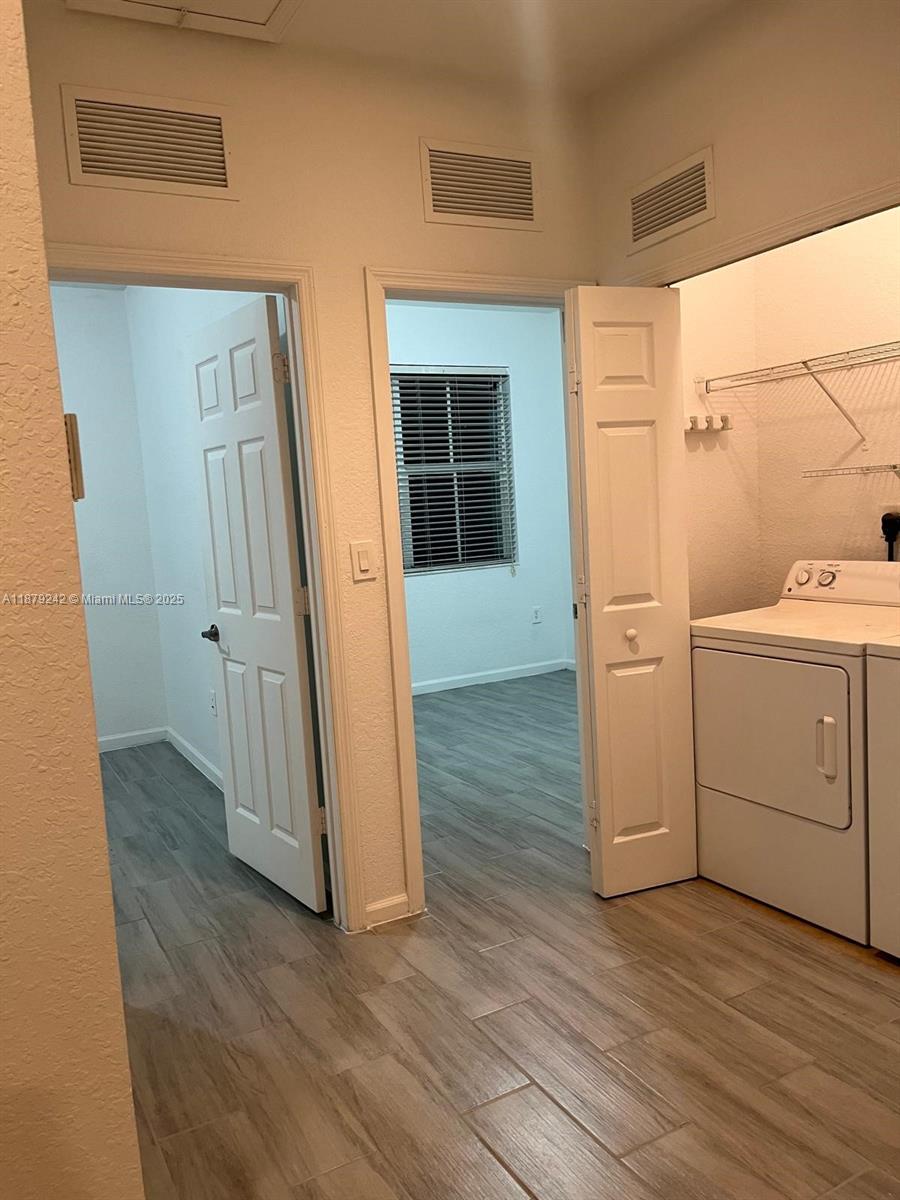 ST MORTIZ AT DORAL CONDO - Residential