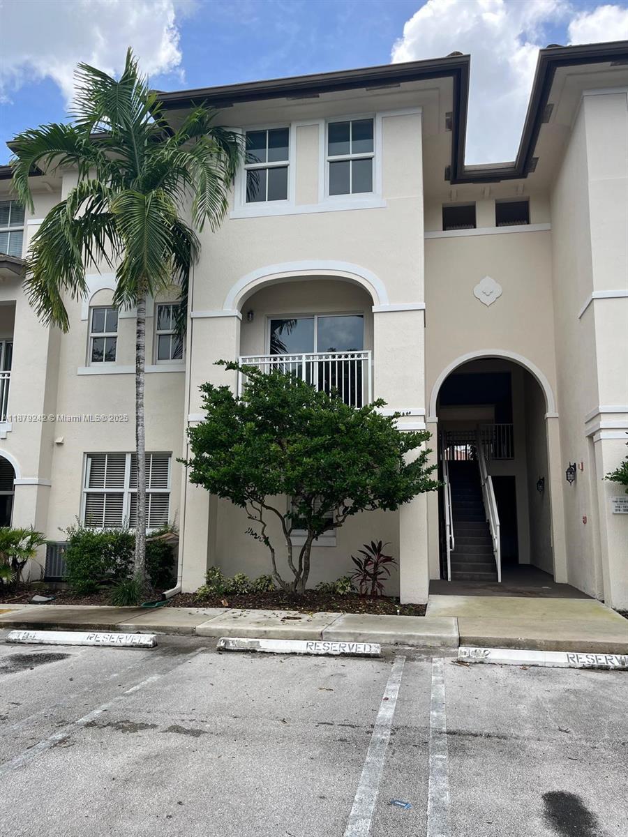 Elegant 3-Bedroom Condo in St. Moritz, Doral – Rare 2-Parking Unit
Discover this beautifully maintained 3-bedroom, 2.5-bathroom condo located in the prestigious St. Moritz community of Doral. Situated on the second floor, this spacious 1,280 sq ft unit offers a bright, open layout with abundant natural light. A rare highlight: this unit includes two assigned parking spaces—recorded as #102 and #180—making it one of the few units in the entire community with this premium feature.
Enjoy access to the exclusive Master Doral Clubhouse, offering amenities such as a pool, fitness center, tennis and basketball courts. The location is unbeatable, with top-rated schools, shopping centers, and dining options.2 Assigned Parking Spaces (Records #102 & #180)