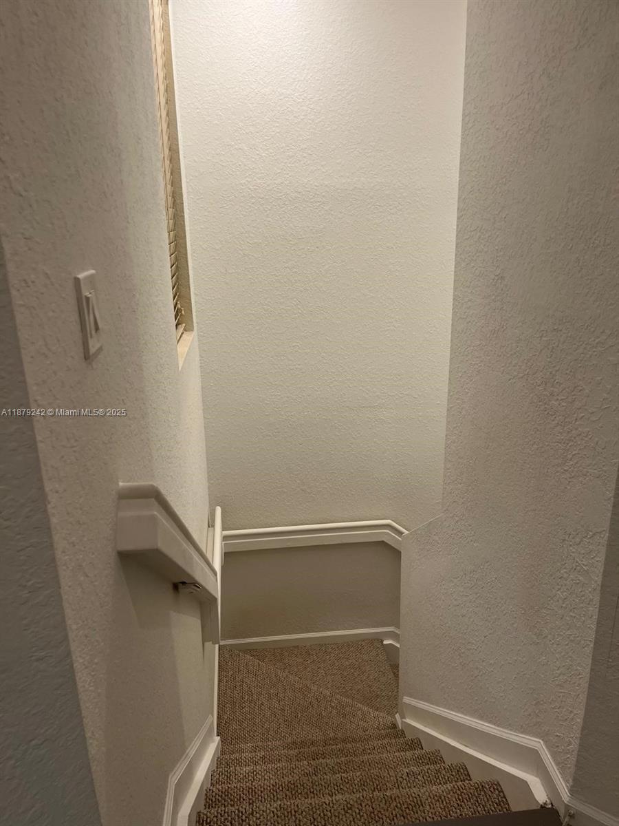 ST MORTIZ AT DORAL CONDO - Residential