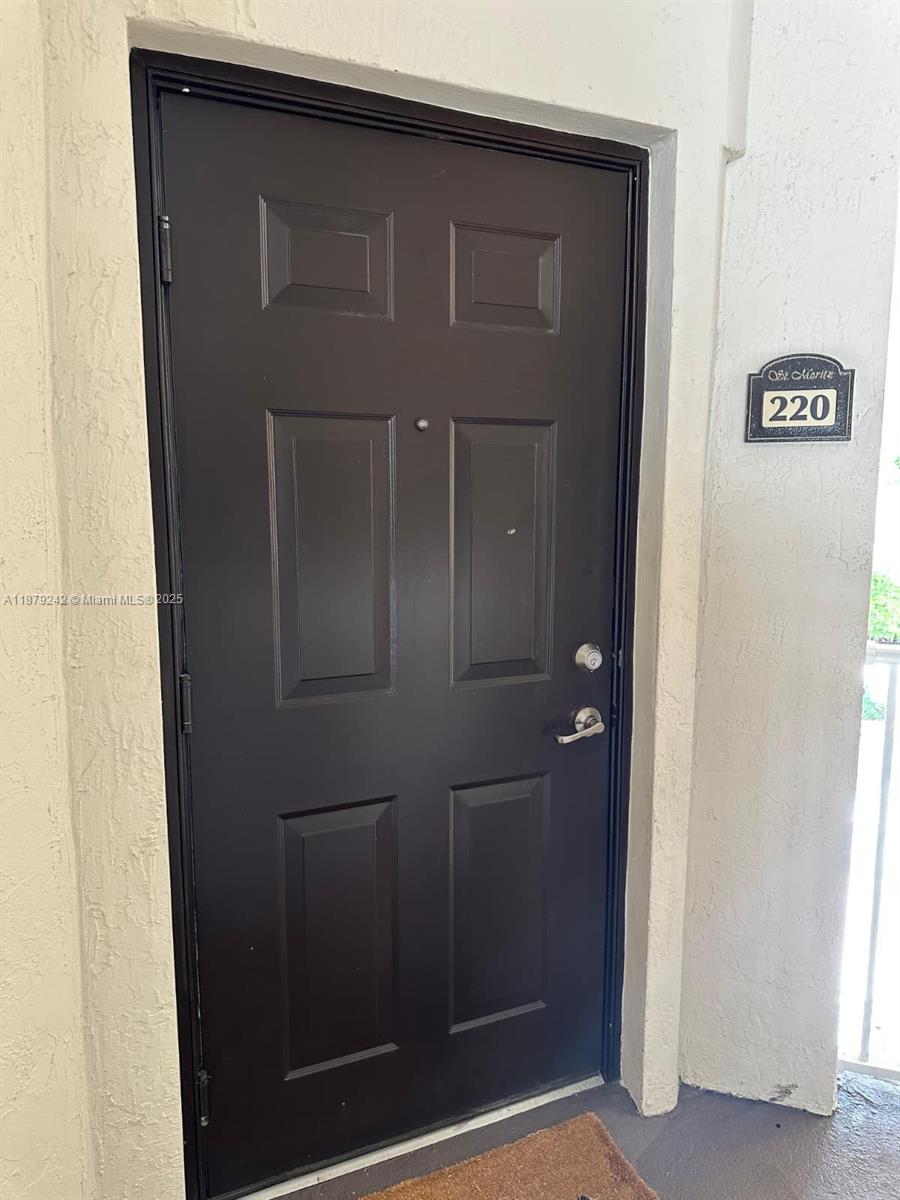 ST MORTIZ AT DORAL CONDO - Residential