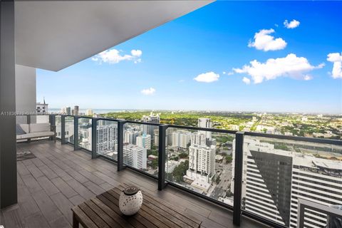 88 SW 7th St 3004 Miami FL 33130