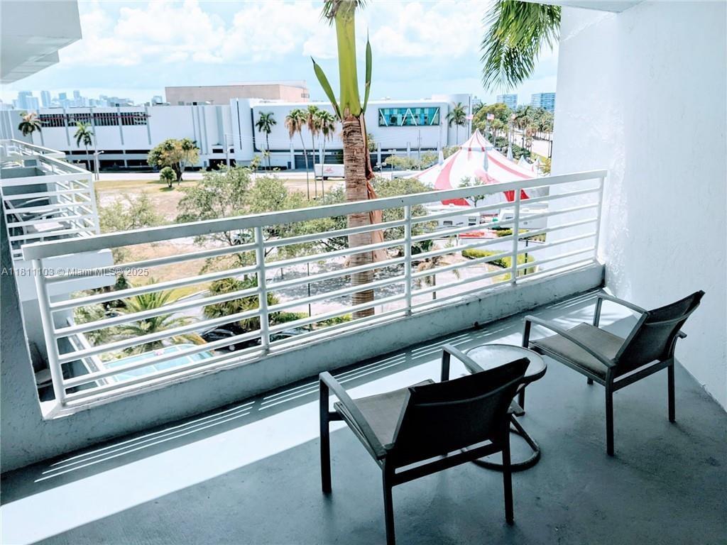 GALLERY ONE CONDO - Residential