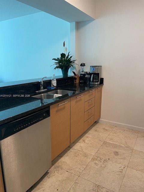 BRICKELL ON THE RIVER N T - Residential Lease
