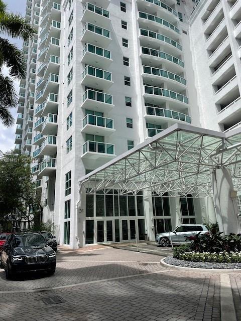 BRICKELL ON THE RIVER N T - Residential Lease