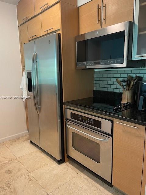 BRICKELL ON THE RIVER N T - Residential Lease