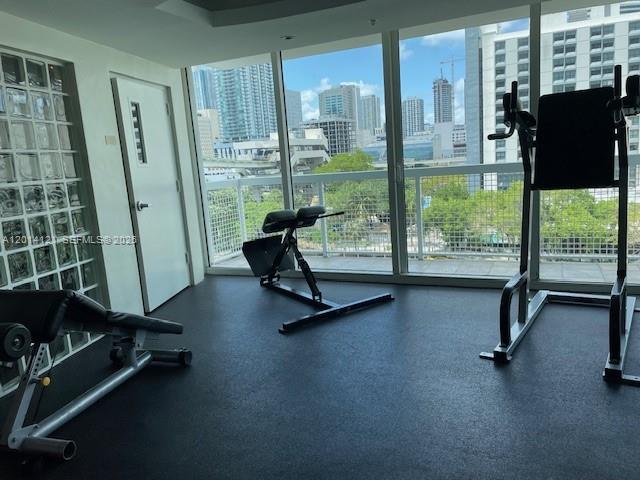 BRICKELL ON THE RIVER N T - Residential Lease