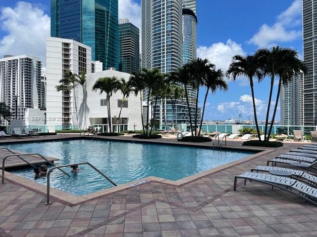 BRICKELL ON THE RIVER N T - Residential Lease
